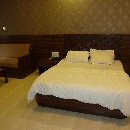 Hotel Regal Palace Mumbai Bilik gambar