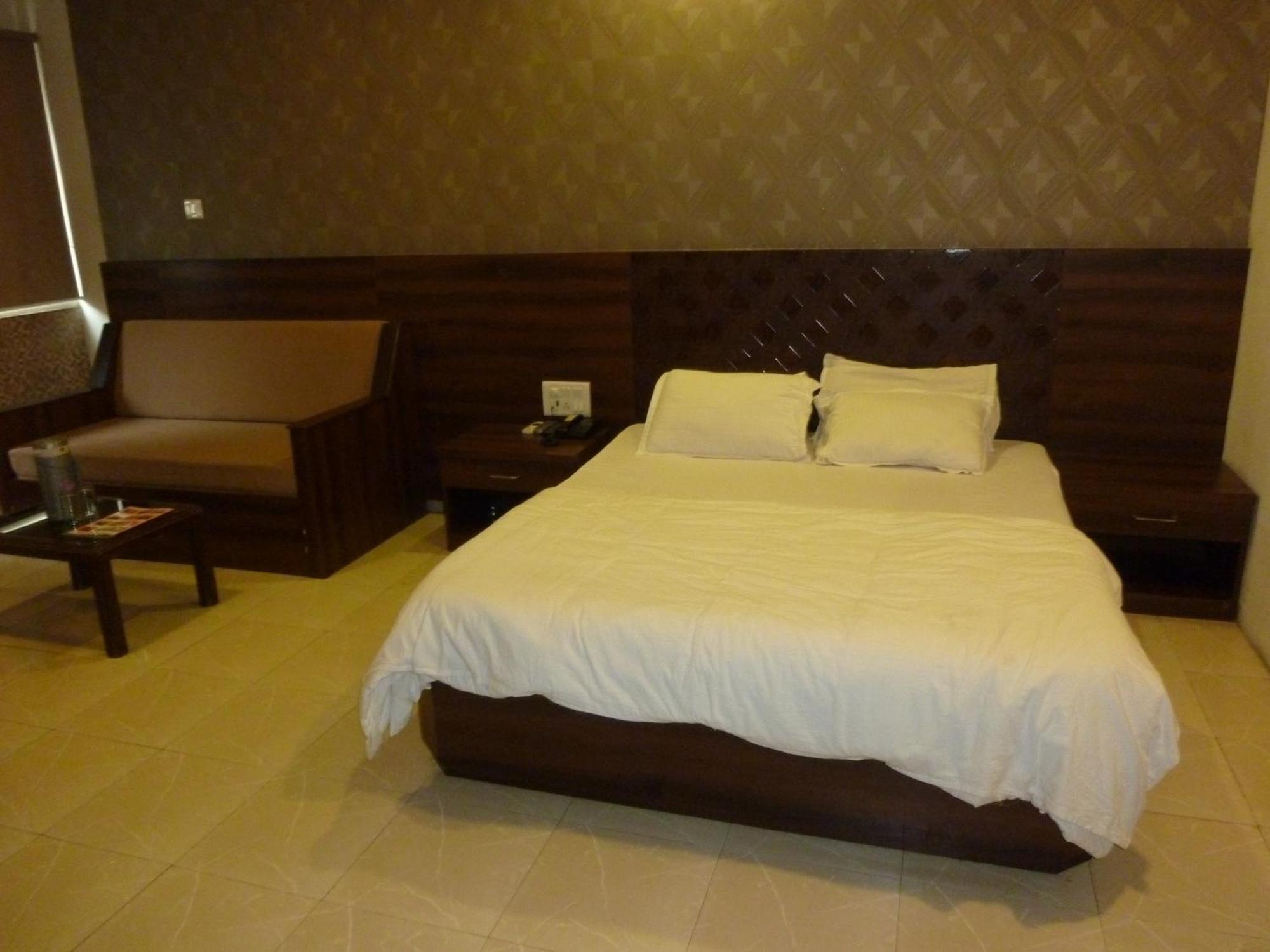 Hotel Regal Palace Mumbai Bilik gambar