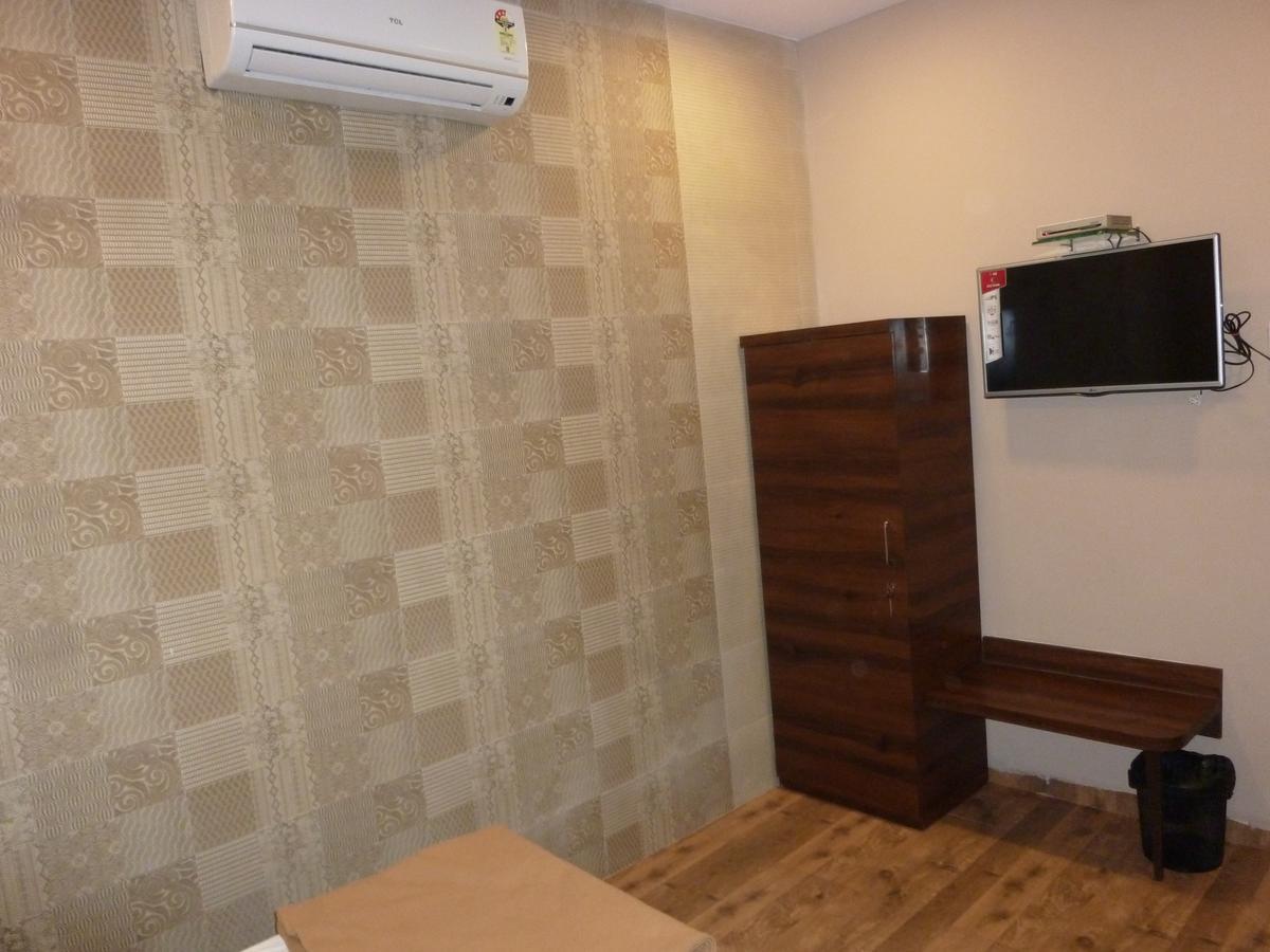 Hotel Regal Palace Mumbai Luaran gambar
