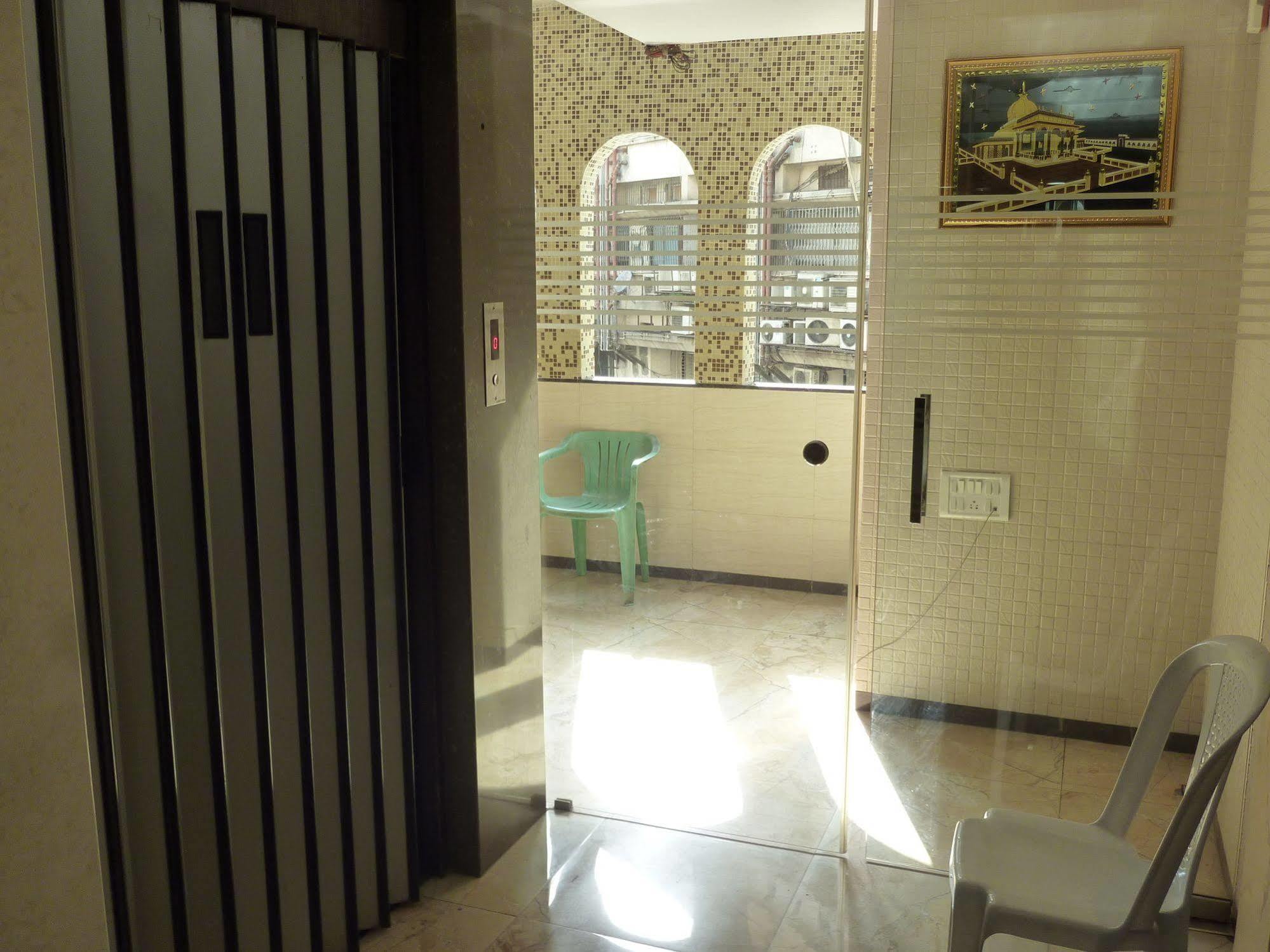 Hotel Regal Palace Mumbai Luaran gambar