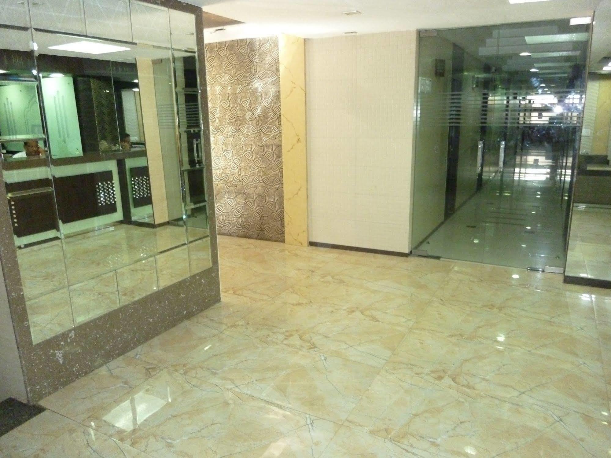 Hotel Regal Palace Mumbai Luaran gambar