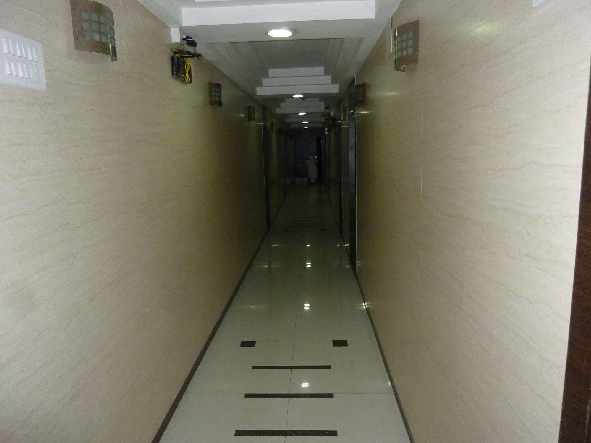 Hotel Regal Palace Mumbai Luaran gambar