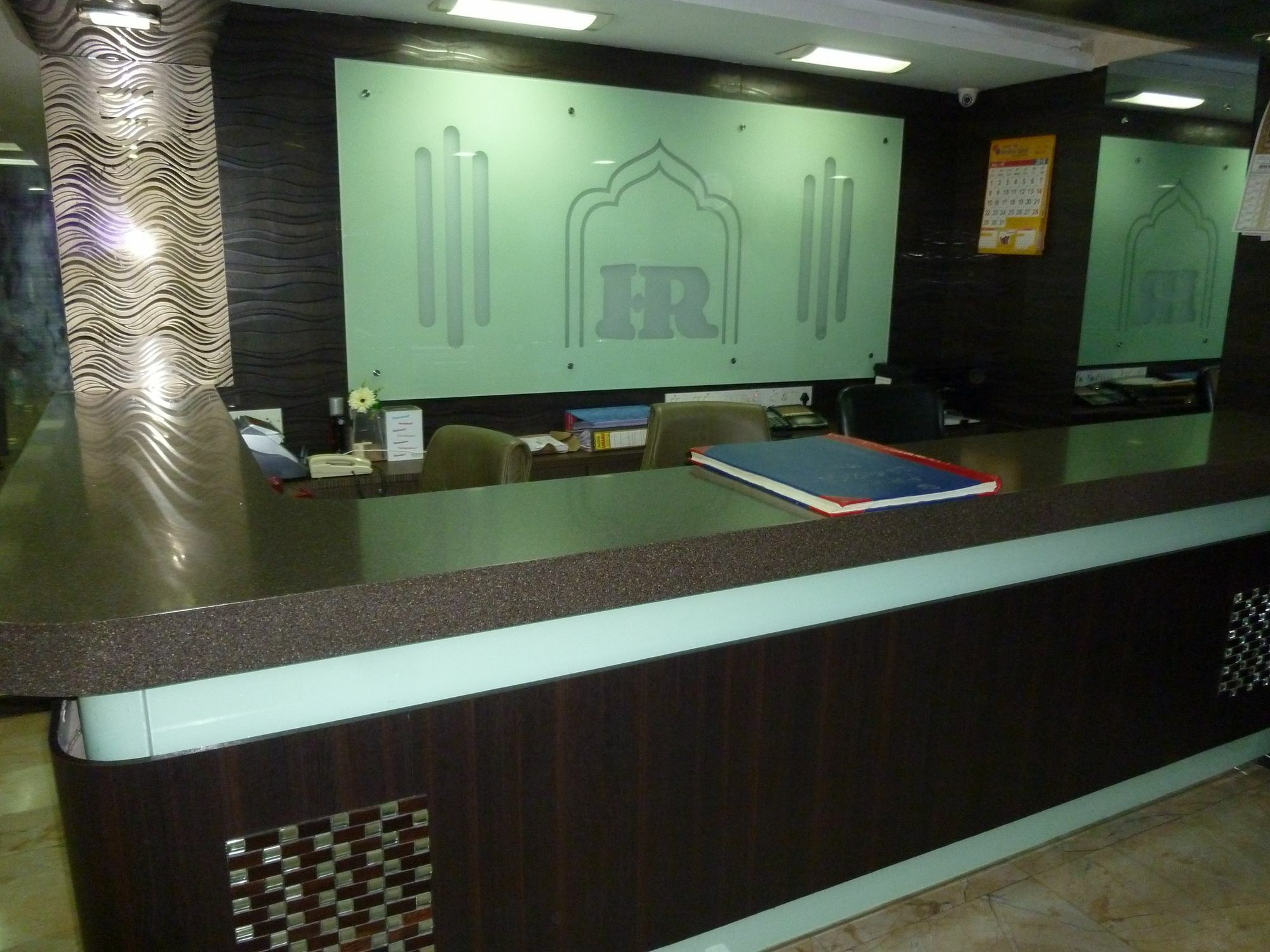 Hotel Regal Palace Mumbai Luaran gambar